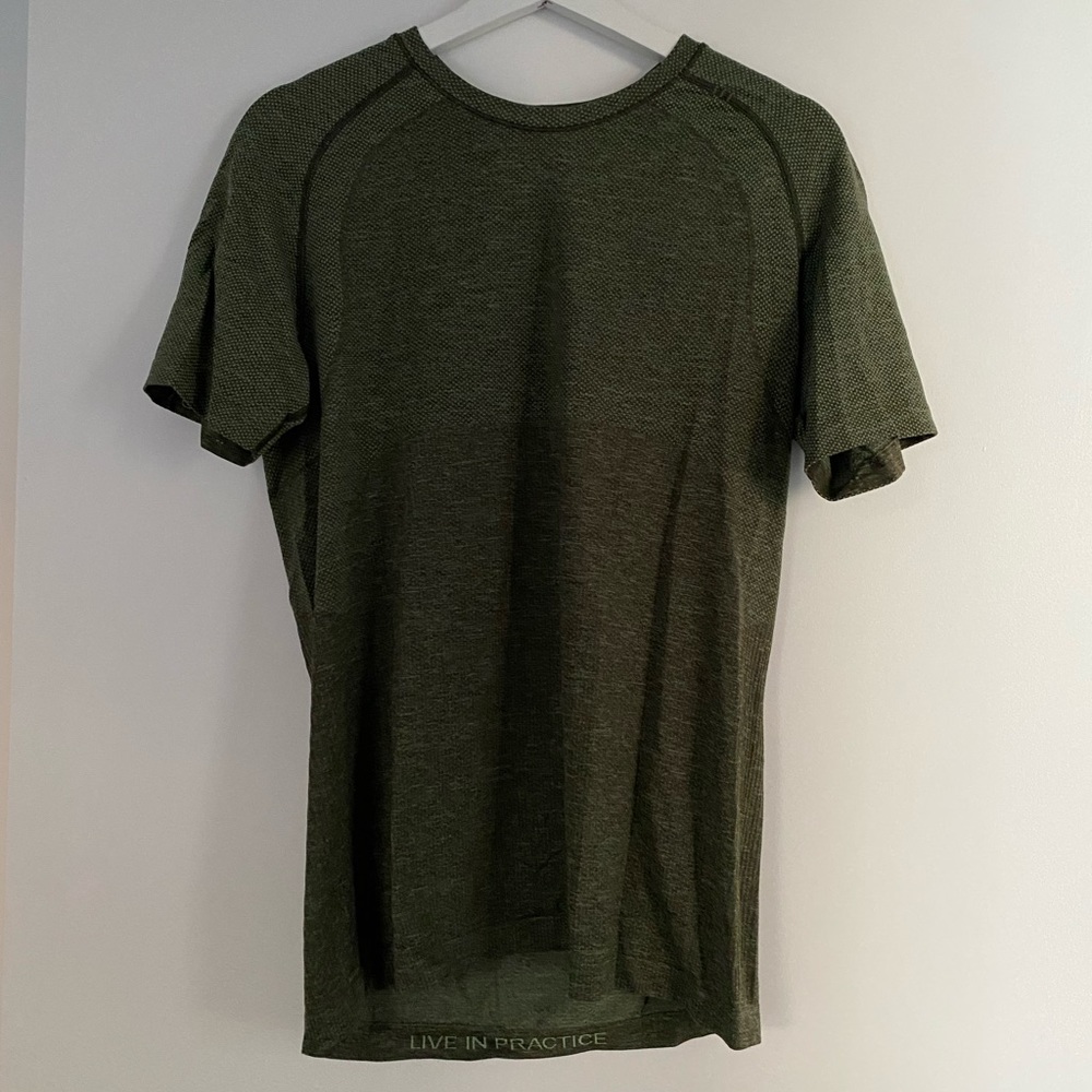 Lululemon Metal Vent Tech Short-Sleeve Shirt (forest green, S)